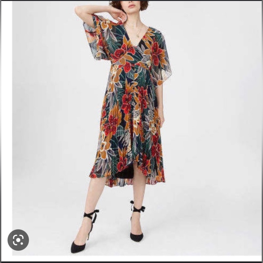 Club Monaco Zorbina Pleated Floral MIDI Dress size 2